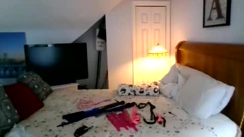 violetann93 online show from March 12, 3:05 pm