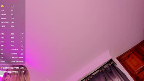 Violeta online show from May 6, 5:30 pm
