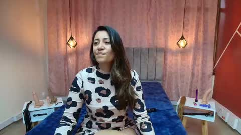 Snapshot of violetascott_ chatting on September 22, 2:21 pm VIOLETA online show from September 22, 2:21 pm