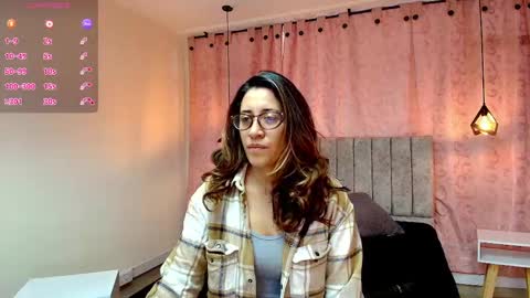 Snapshot of violetascott_ chatting on March 11, 1:01 pm VIOLETA online show from March 11, 1:01 pm