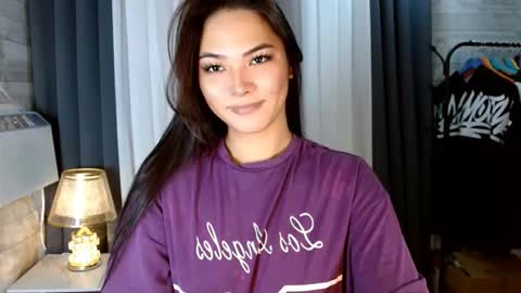 violet online show from September 19, 6:39 am