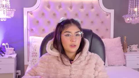 Violet  online show from January 16, 12:58 pm