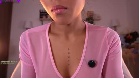 violeth___ online show from February 9, 1:15 pm