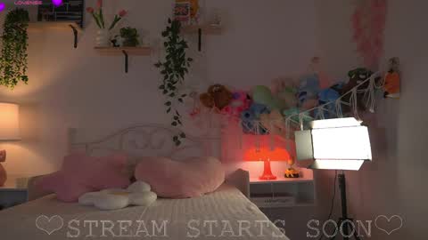 violeth___ online show from May 6, 10:21 am