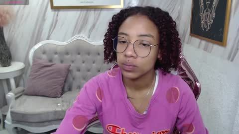 Snapshot of violeth_b chatting on January 20, 12:39 pm violeth_b online show from January 20, 12:39 pm