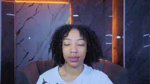 violeth_b online show from February 23, 12:40 pm