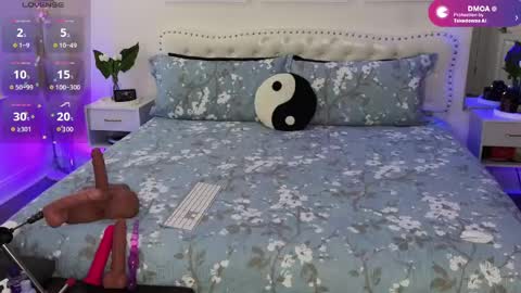 VioletBaby online show from May 26, 4:35 pm