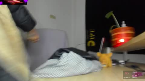 violetparkker online show from March 8, 2:15 am