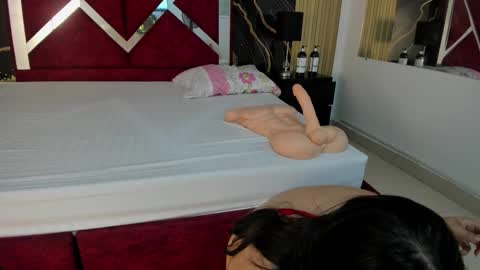 Violet Rose online show from December 17, 11:22 pm