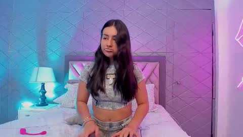 Violet Rousse online show from November 18, 4:32 pm