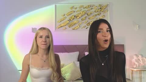Snapshot of violetta_finch chatting on September 28, 12:36 pm violetta_finch online show from September 28, 12:36 pm