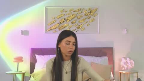 Snapshot of violetta_finch chatting on September 17, 10:08 am violetta_finch online show from September 17, 10:08 am