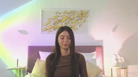 violetta_finch online show from December 3, 10:38 am