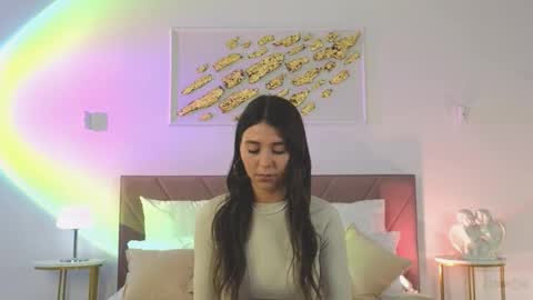Snapshot of violetta_finch chatting on October 8, 10:54 am violetta_finch online show from October 8, 10:54 am