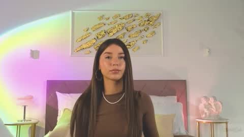 Snapshot of violetta_finch chatting on September 27, 12:25 pm violetta_finch online show from September 27, 12:25 pm