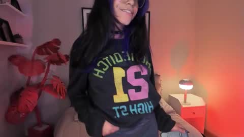 Violetta nur online show from February 11, 9:18 pm