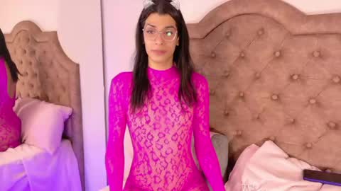 Mandy  online show from May 16, 9:06 am