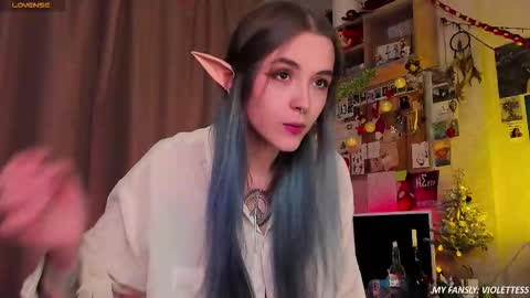 Vi  Best on my Fansly  online show from January 8, 1:50 pm