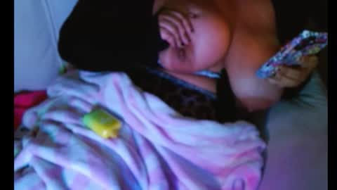 violet online show from November 1, 2:56 am