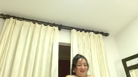 violeta online show from February 1, 12:18 am
