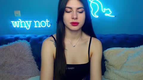 viollinalv online show from March 3, 5:42 am