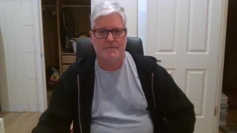 viper654321 online show from May 12, 7:06 am