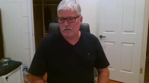 viper654321 online show from October 5, 8:45 am