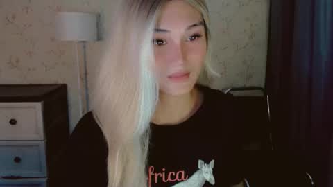 Pearl online show from March 19, 3:12 am