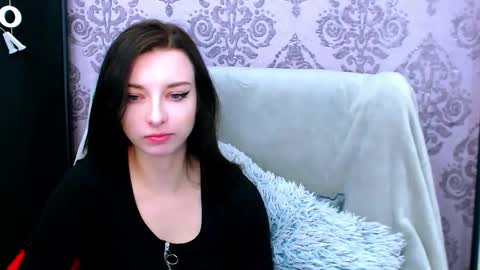 VirginLuna online show from March 30, 7:25 pm