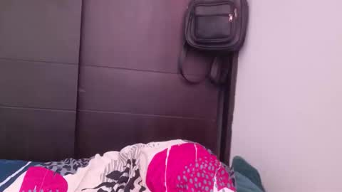 your virtual girlfriend online show from February 16, 7:12 pm