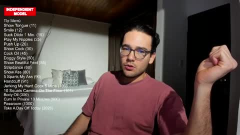 Vito Ferrer online show from April 17, 10:01 pm