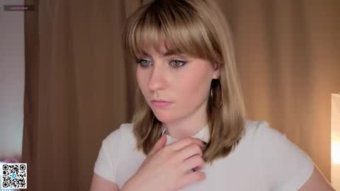 Snapshot of vivandellapenna chatting on October 14, 6:22 pm Melissa online show from October 14, 6:22 pm