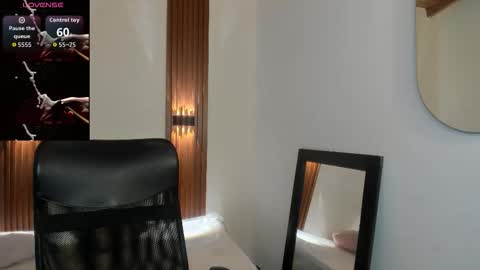 vivianowen9 online show from January 14, 12:02 pm