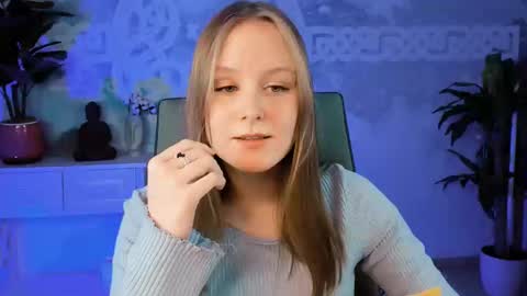 Snapshot of vivienleeigh chatting on March 1, 6:21 pm Vivien online show from March 1, 6:21 pm
