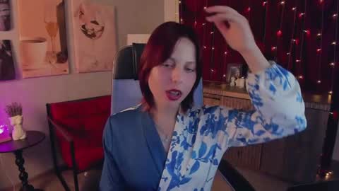 Vivienne  online show from May 11, 4:04 pm