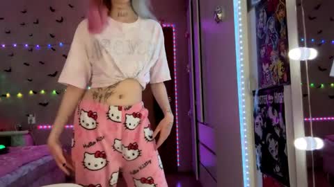 Kristy online show from April 29, 1:27 pm