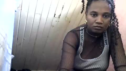 viviola9794 online show from June 10, 11:31 am