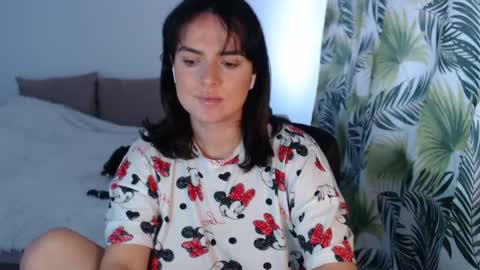 ViviRoses online show from April 29, 9:47 am