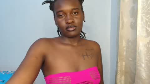 Snapshot of vixen_naughty chatting on October 10, 10:47 pm Naughty online show from October 10, 10:47 pm