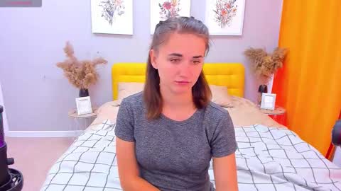 Vladlena online show from October 15, 7:10 am