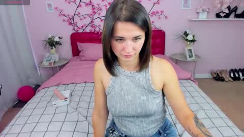 Vladlena online show from October 4, 7:17 am
