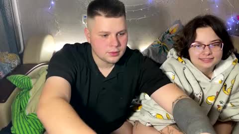 Snapshot of volshebnik_130 chatting on January 24, 8:11 pm Volshebnik1302 online show from January 24, 8:11 pm