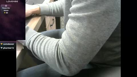 voterki796 online show from January 17, 8:11 pm