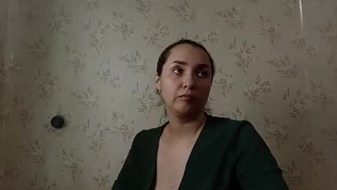 voulezvous_angel online show from March 9, 7:24 am