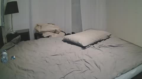 Snapshot of vouvoucouple chatting on January 21, 5:41 pm Tim online show from January 21, 5:41 pm