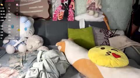 Snapshot of vrchan chatting on October 2, 2:32 am Vrchan online show from October 2, 2:32 am