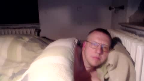 vthomasp719 online show from March 25, 7:26 am