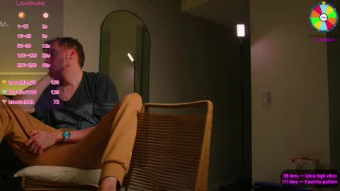 Eva and Franklin online show from November 11, 7:27 pm