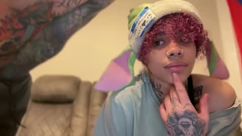 vveejay online show from November 16, 10:23 pm