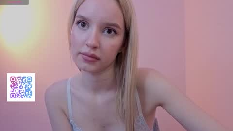 w_pickmebabby_w online show from November 5, 8:22 pm